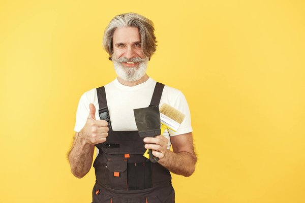 The Essential Guide to Relocating to a UK Home with a Spacious Patio: Key Steps for a Seamless Transition